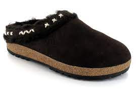 Haflinger Lammfelclog Shetland slipper in genuine, grown lambskin offers incomparable warmth and comfort