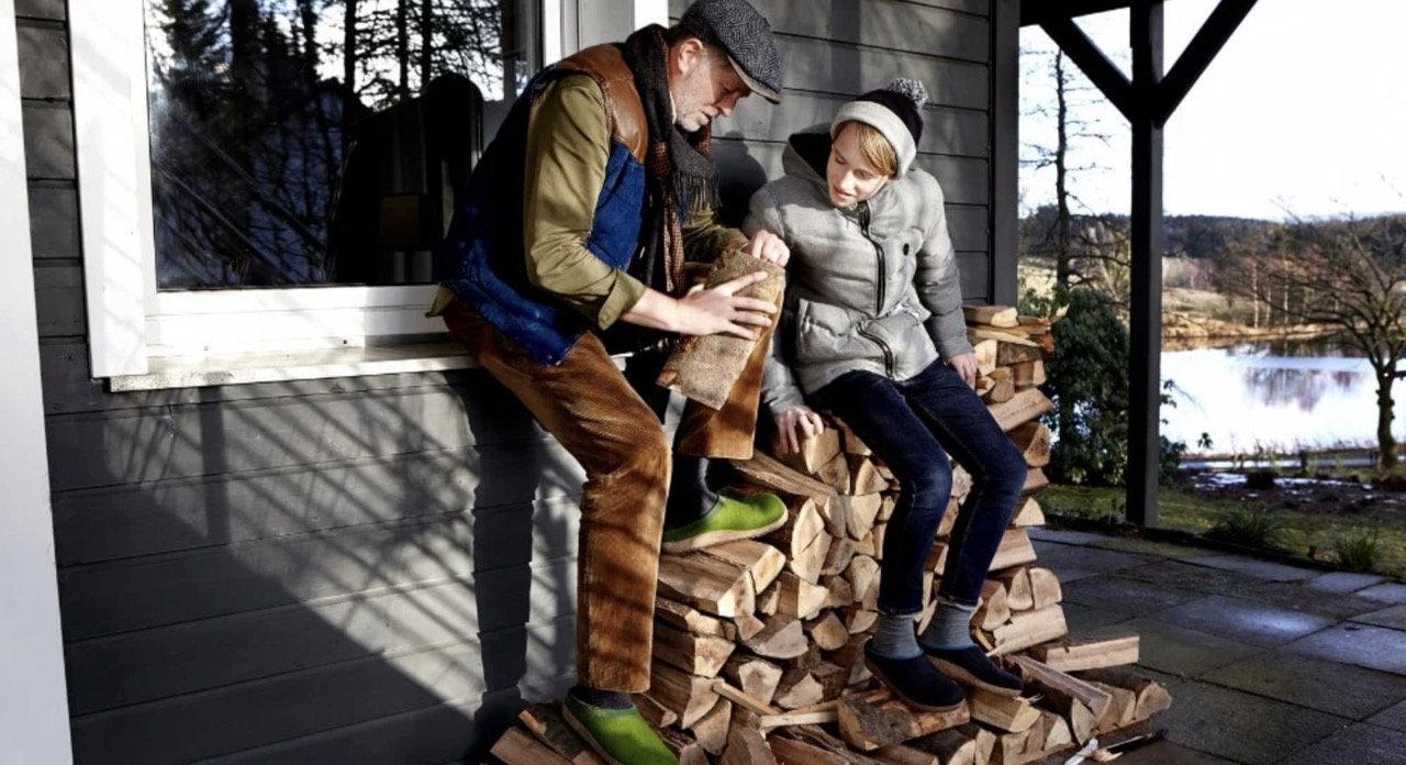 Haflinger Slippers and Sneakers Slideshow introducing Haflinger slippers. They stand out as a beacon of coziness and quality.